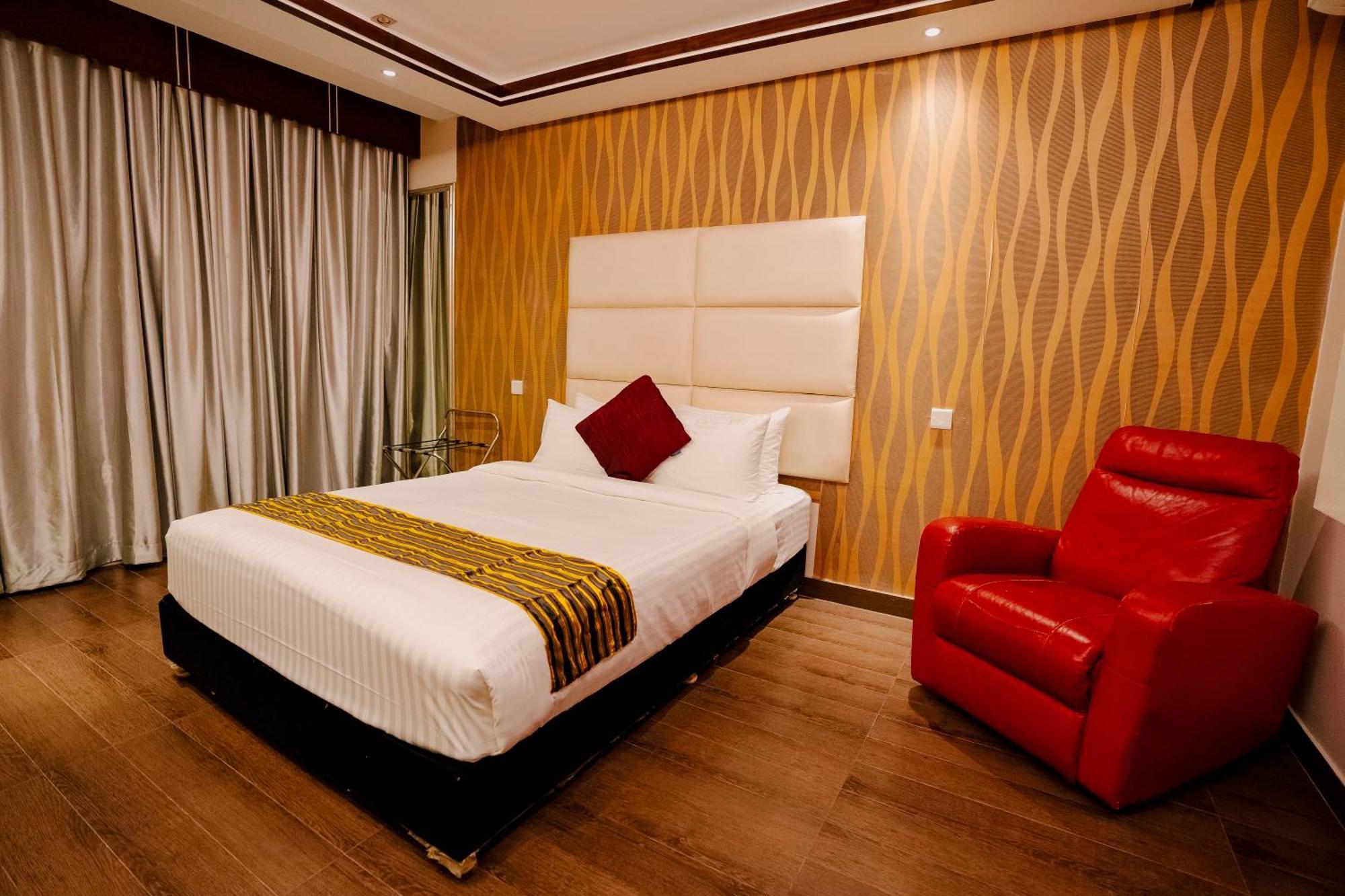 Royal Residence Dhaka Exterior photo